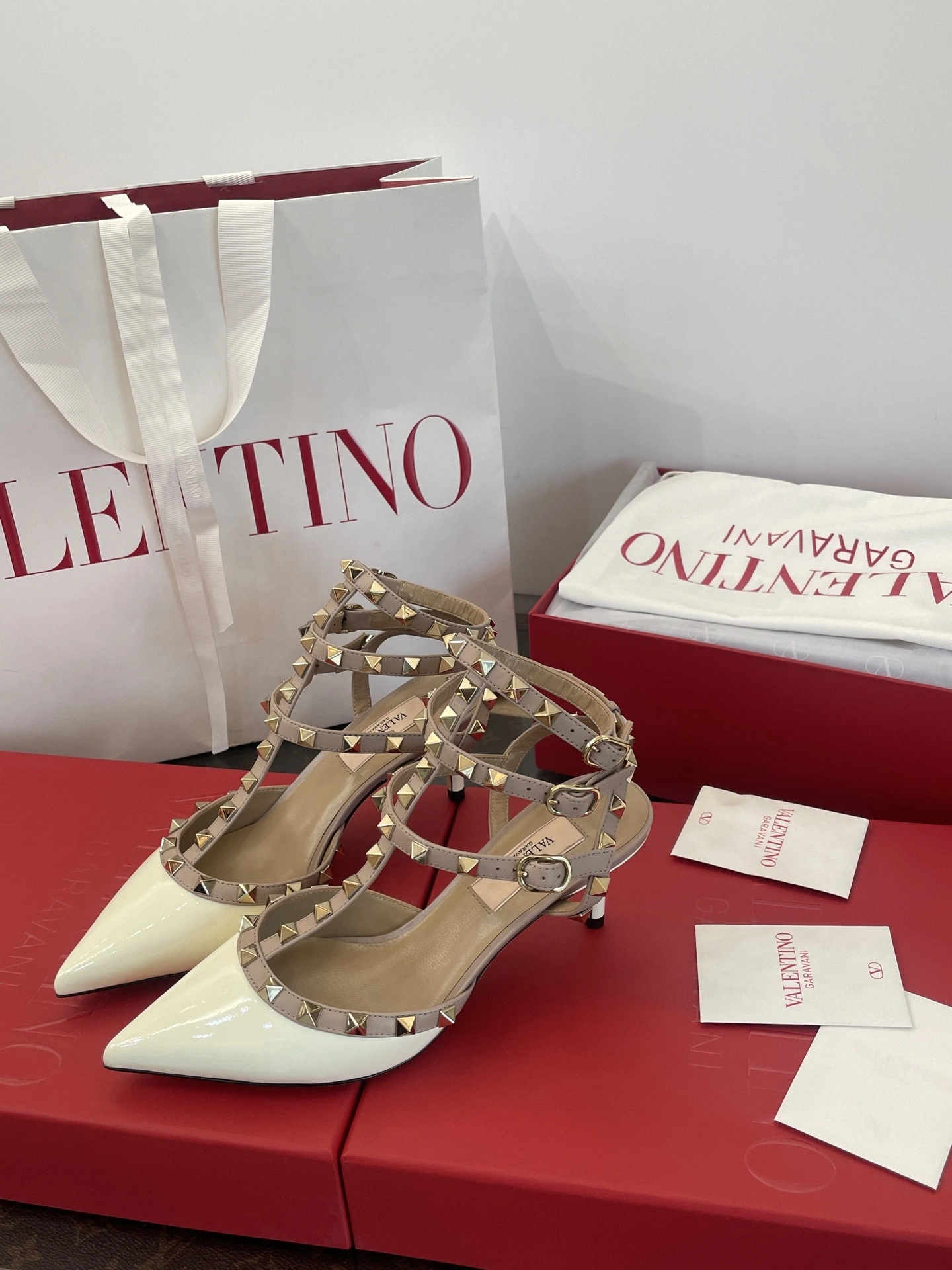 COCO-- V1859ti9o UW2S0375VNWL62 Heel height ： 6.5cm item:E-X230F1256